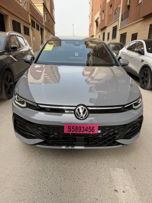 Volkswagen Golf 8 2025 R-Line