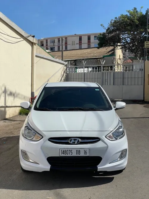 Hyundai Accent RB  4 portes 2018 GL+