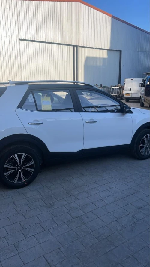 Kia KX1 2025 