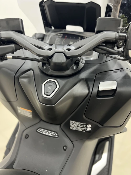 Yamaha Tmax 563 tech max safi 2026
