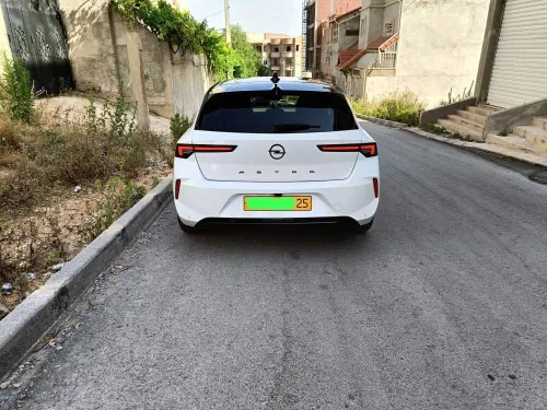 Opel Astra 2024 