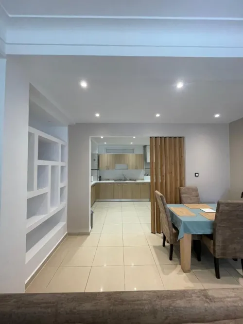 Location Appartement Niveau de villa F3 Alger Hydra