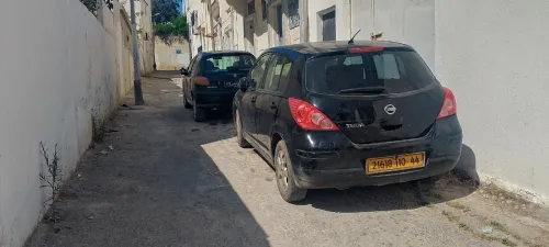 Nissan Tiida 5 portes 2010 Tiida 5 portes