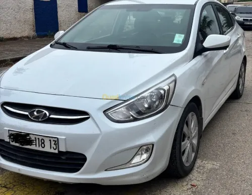 Hyundai Accent RB  4 portes 2018 Accent RB  4 portes