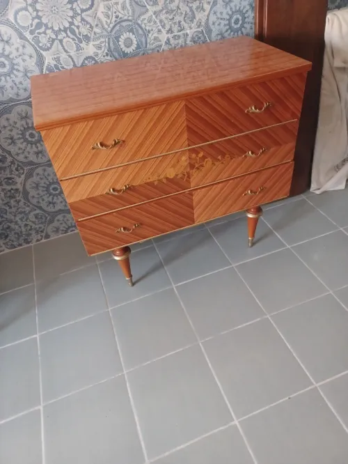 Commode
