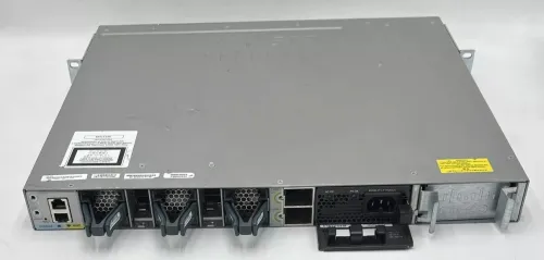 Switch Cisco Catalyst WS-C3850-24P-E | 24 Ports Gigabit PoE+ | 2x SFP+ | 2x SFP