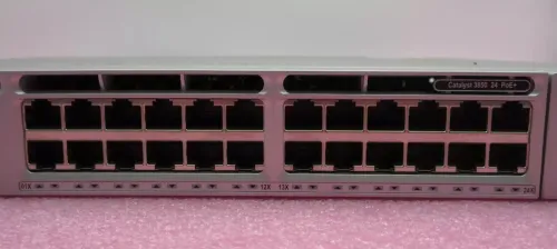 Switch Cisco Catalyst WS-C3850-24P-E | 24 Ports Gigabit PoE+ | 2x SFP+ | 2x SFP