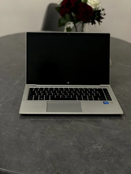 HP EliteBook 840 G8