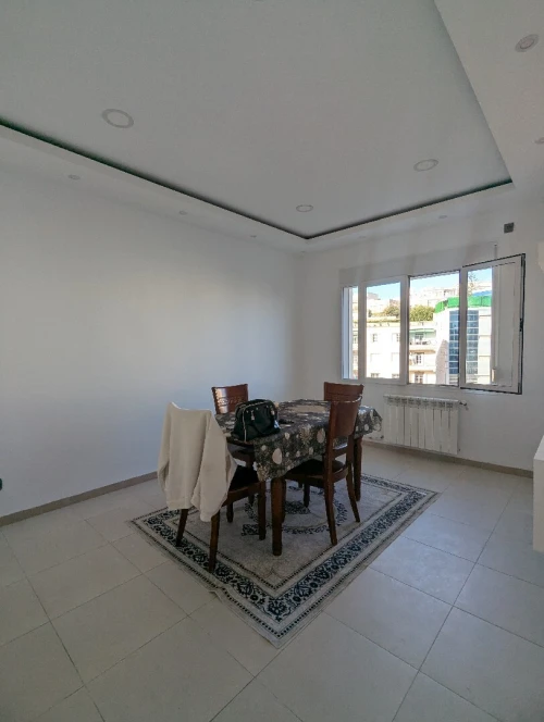 Location Appartement F2 Alger Hydra