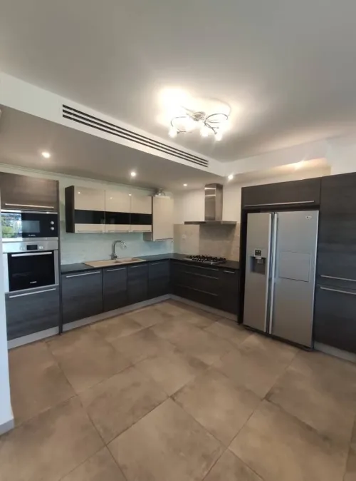 Location Appartement F4 Alger Hydra