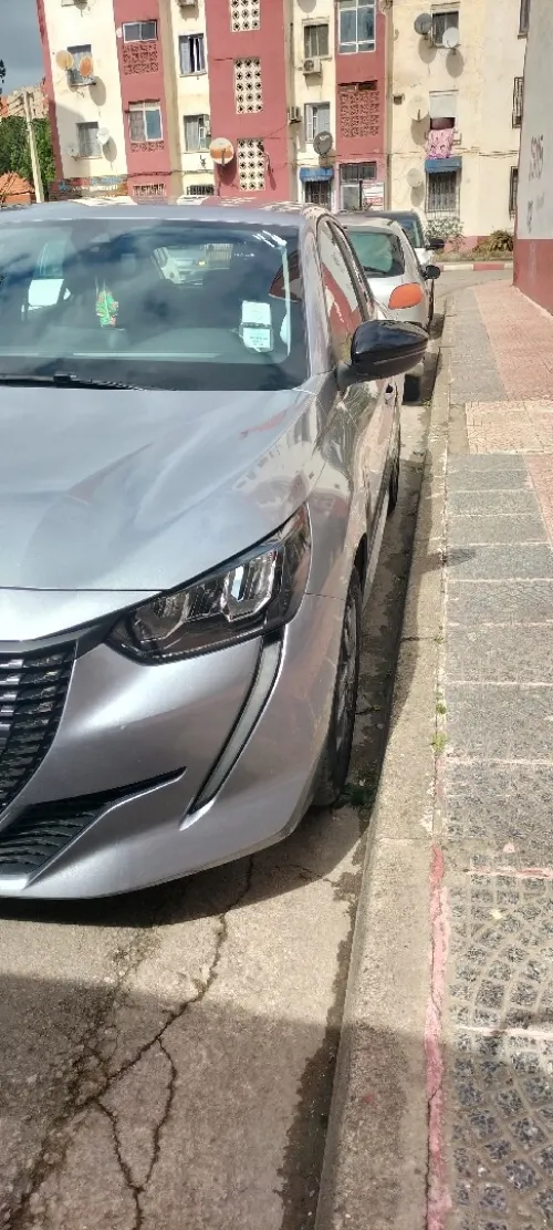 Peugeot 208 2022 Active