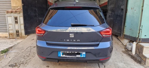 Male + parchoc arrière  Ibiza 2018 2019 2020 2021 ....