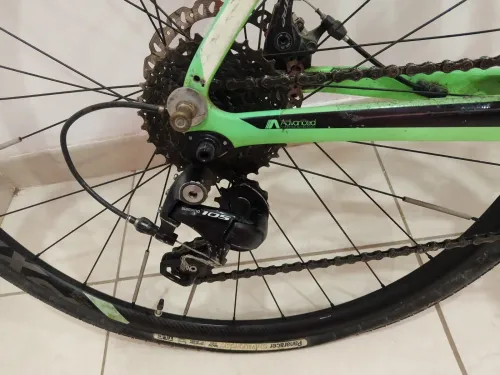 Velo graval giant carbon