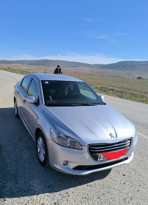 Peugeot 301 2015 Allure