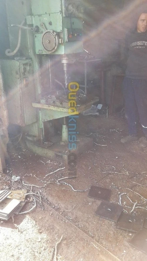 decoupage de tole es perssage 