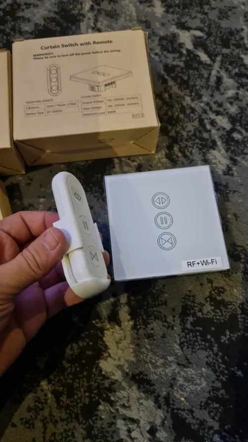 Interrupteur volet roulant smart avec télécommande 