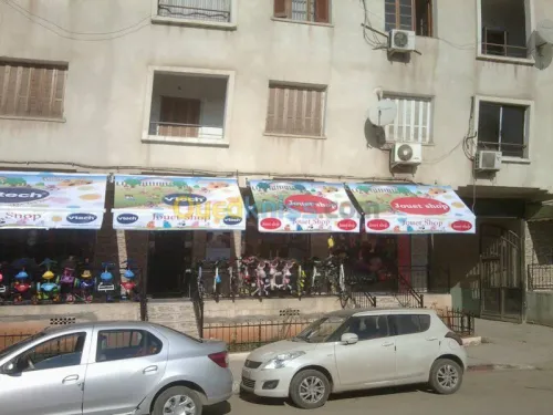 Tinda commercial, Store banne pergola