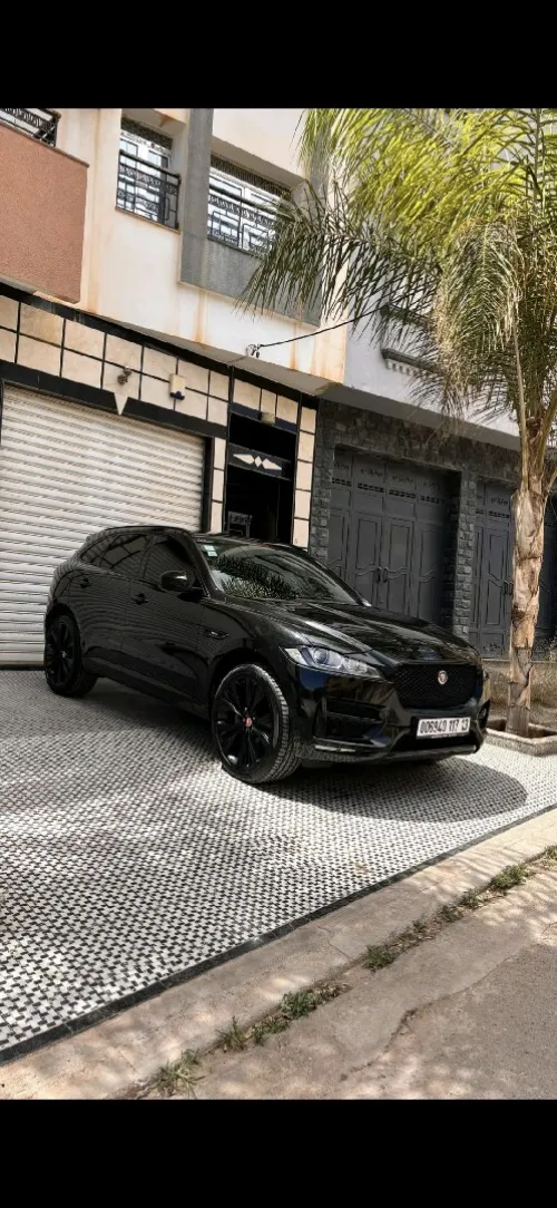Jaguar F pace 2017 R sport