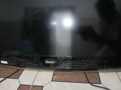 Télévision stream 32'' ancien