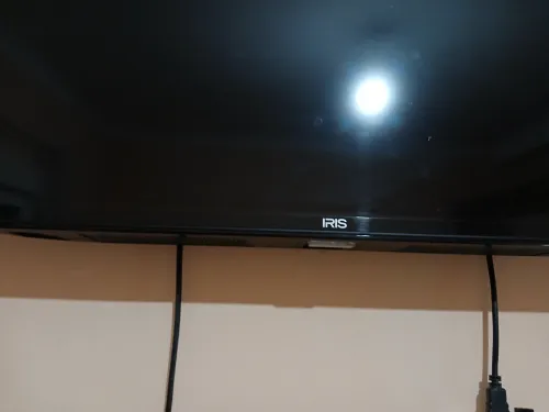 Télévision iris 32" avec démo starcom wifi 