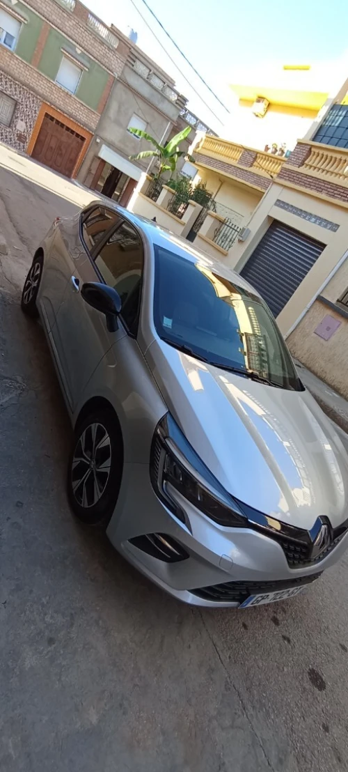 Renault Clio 5  2023 Evolution