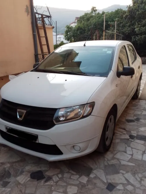 Logan Dacia 2015 1.2