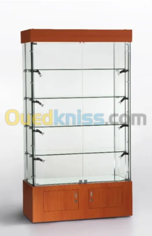 Façade et vitrine en verre