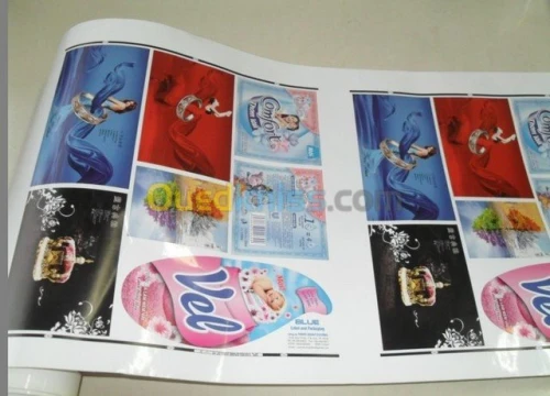 IMPRESSION FLEXO UV DES ETIQUETTES 