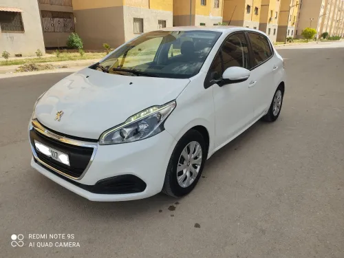 Peugeot 208 2017 Access Facelift