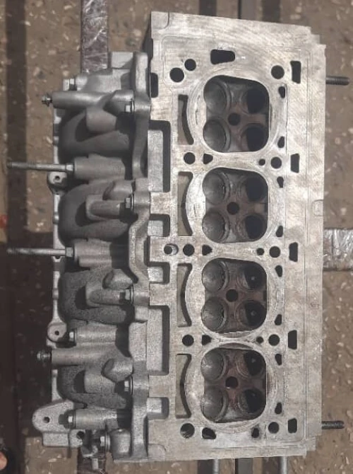 culasse de DACIA DUSTER 2015 Essence 16 valves