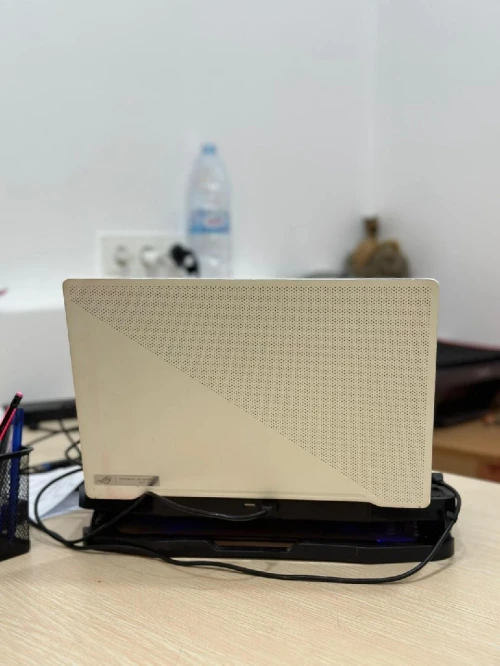 Pc portable marque ASUS Rog Zephyrus G14 