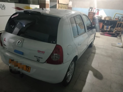 Clio Compis 2013 Bay bay