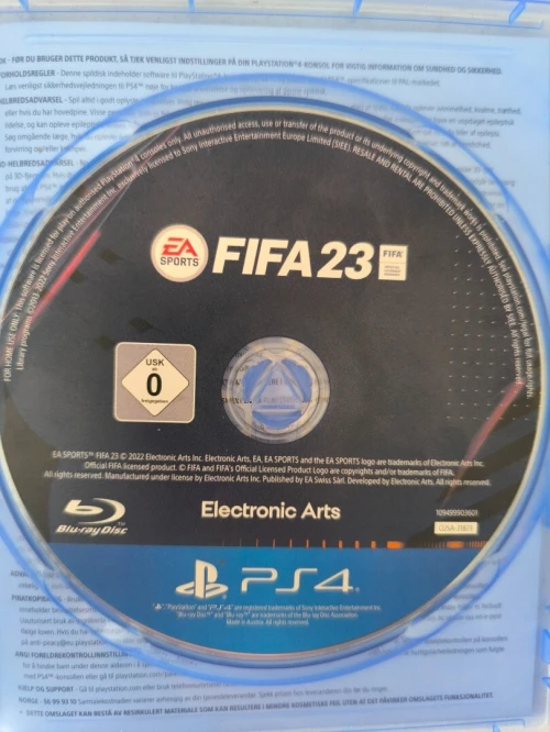 Vente ps4 slim neuf