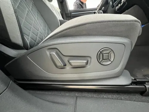 Audi Q3 2026 35 TFSI Quattro SLINE