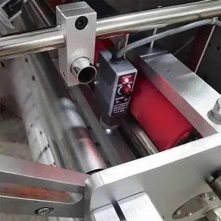 Ligne de Production de Lingettes Humides Haute Performance (10 Servomoteurs)