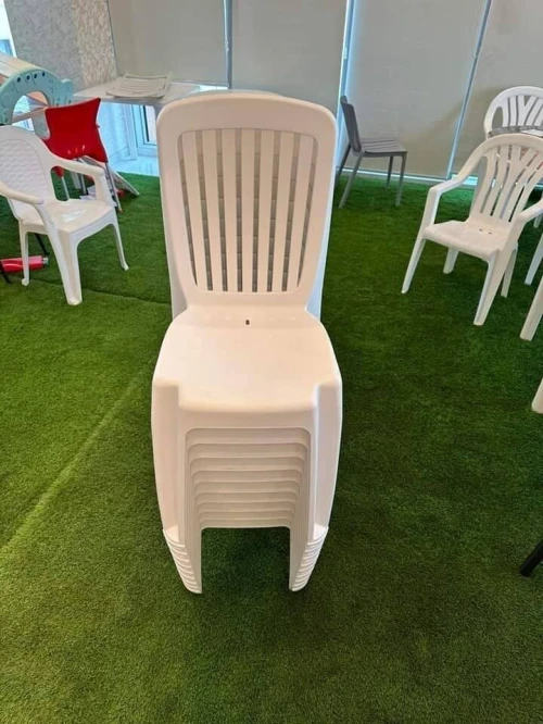كراسي و طاولات بلاستيكية tables et chaises plastique