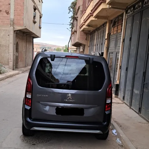 Peugeot Rifter 2022 