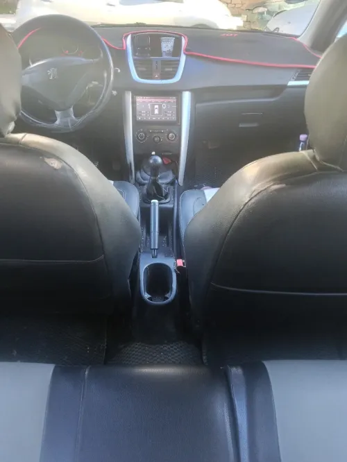 Peugeot 207 2013 