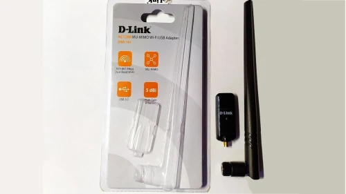 CLE Wi-Fi D-LINK DWA-185 AC1300 DUAL BAND / Wi-Fi 5