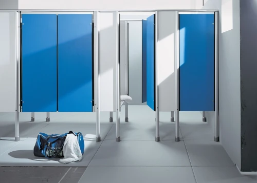 Séparations Sanitaires en HPL Compact 12 mm avec accessoires en aluminium anodisée ( cabines sanitaires )