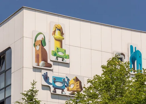 Panneaux HPL MEG ABET LAMINATI AVEC  SYSTÈME VISIBLE POUR FAÇADES VENTILEES