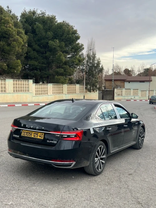 Skoda Superb 2025 
