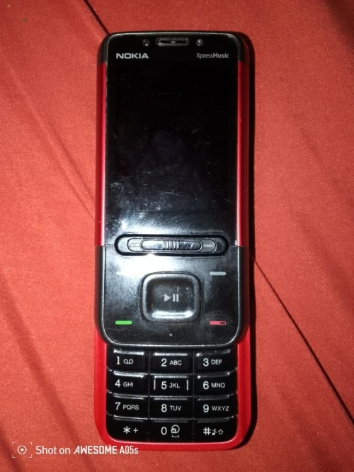Nokia 5330 express music (orange opérateur))