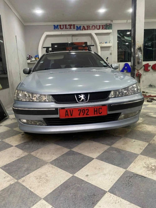 Peugeot 406 2003 406 hdi la 2L 110 chv