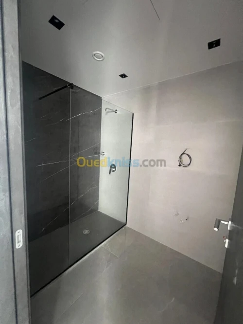 Vente Appartement F5 Alger Hydra