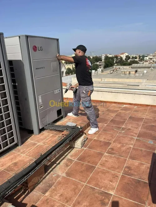 حرفي في تصليح أجهزة التبريد