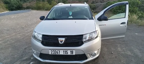 Dacia Sandero 2015 