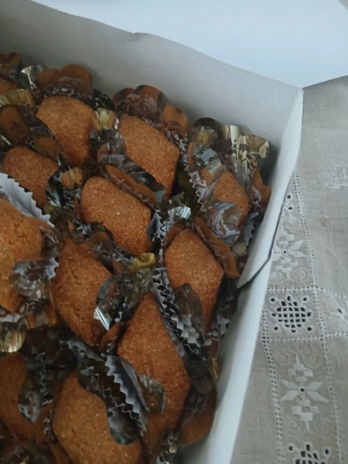 Gâteaux traditionnels / chocolats/ miniardises sur commandes