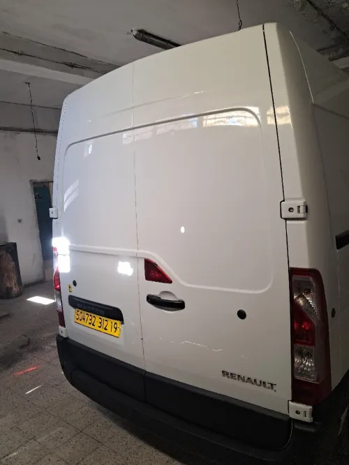 Renault Master 2012