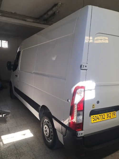 Renault Master 2012